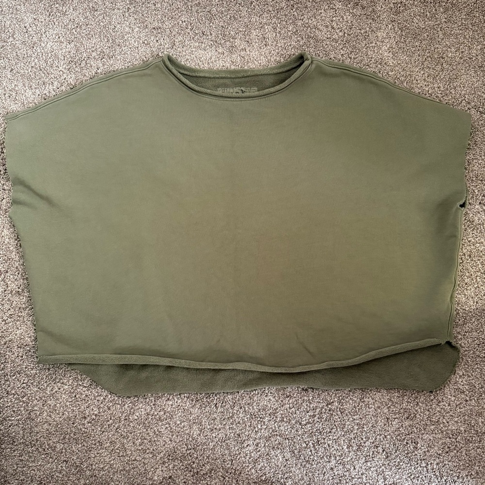 Frank & Eileen Olive Capelet green